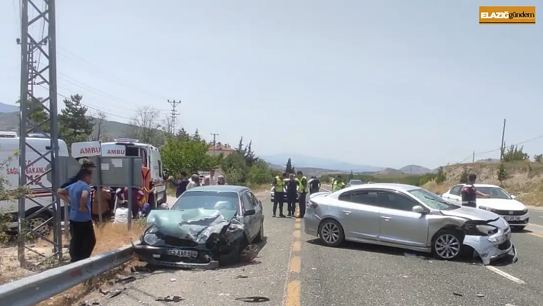 Elazığ'da trafik kazası: 5 yaralı