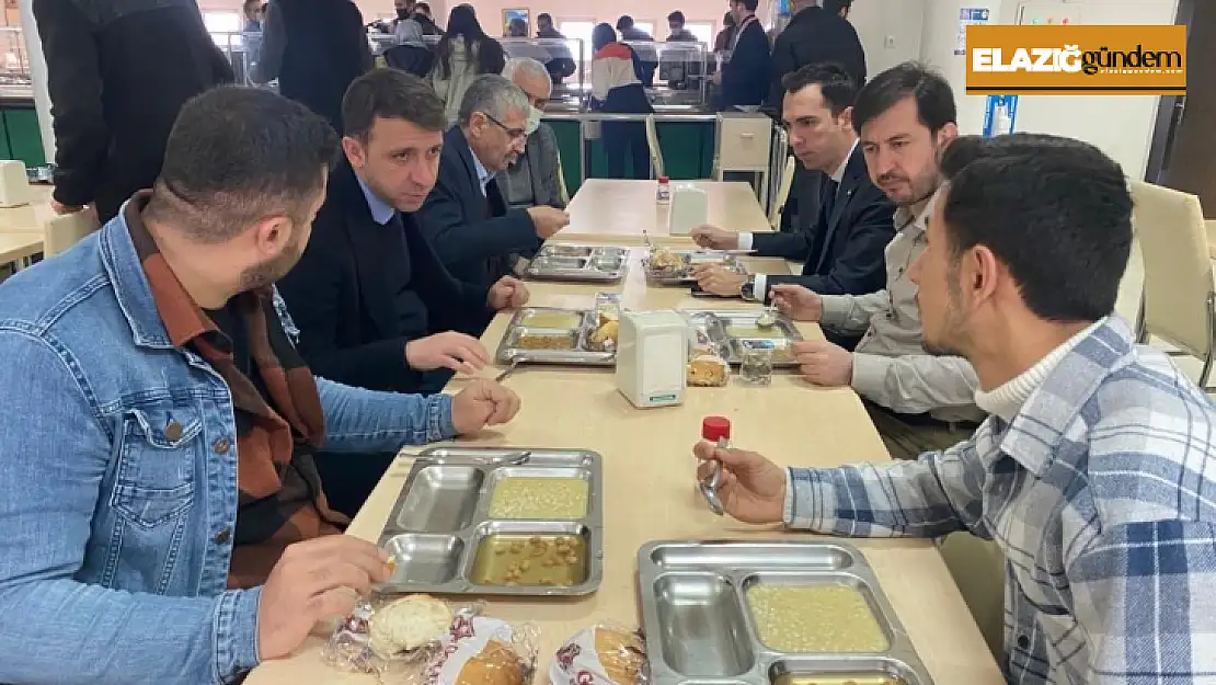 Fırat Üniversitesi öğrencilerine 'Çanakkale menüsü' dağıtıldı