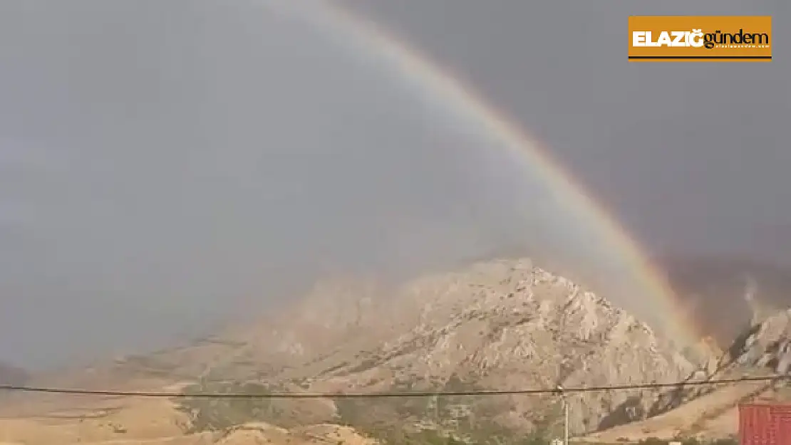 Elazığ'da yağmur sonrası ortaya çıkan gökkuşağı görenleri hayran bıraktı