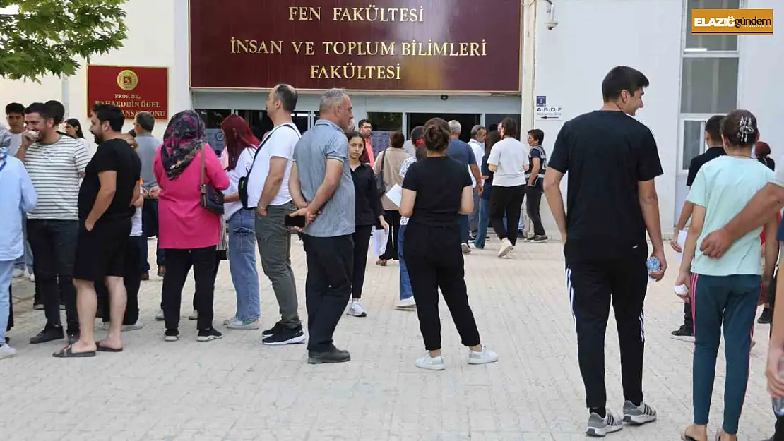 Elazığ'da YKS heyecanı devam ediyor