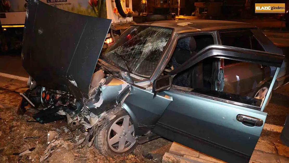 Elazığ'da zincirleme trafik kazası: 3 yaralı