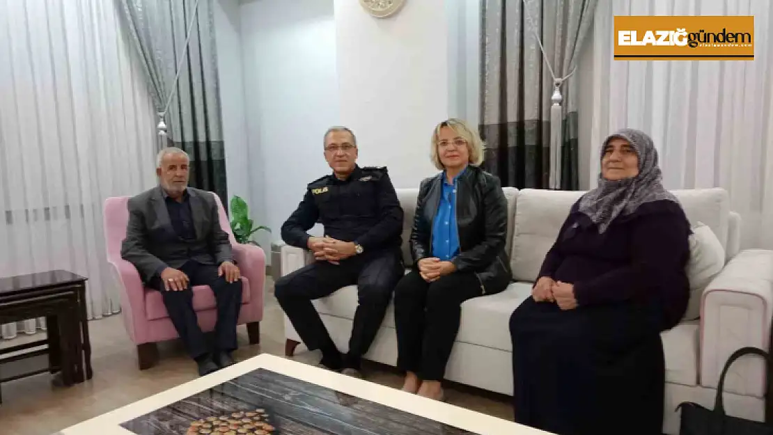 Elazığ Emniyet Müdürü Karayel ve eşi, şehit ailesiyle bir araya geldi