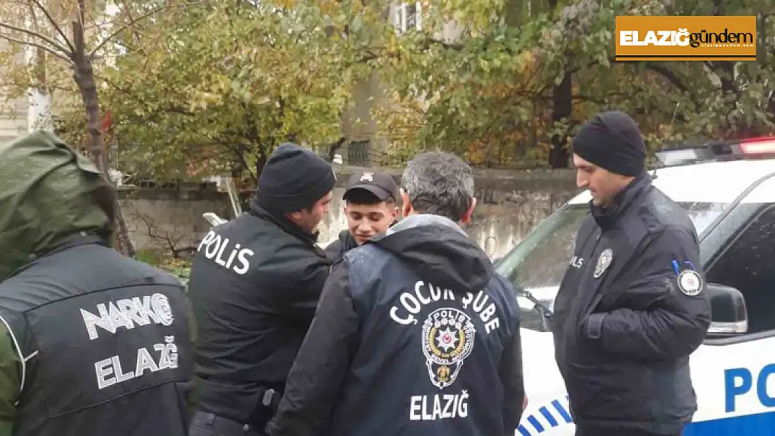 Elazığ polisi okul önlerinde kuş uçurtmuyor