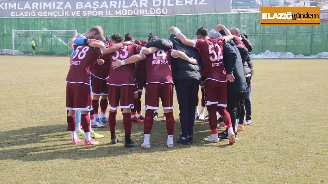 Elazığspor, 20 futbolcuyla Adıyaman'da