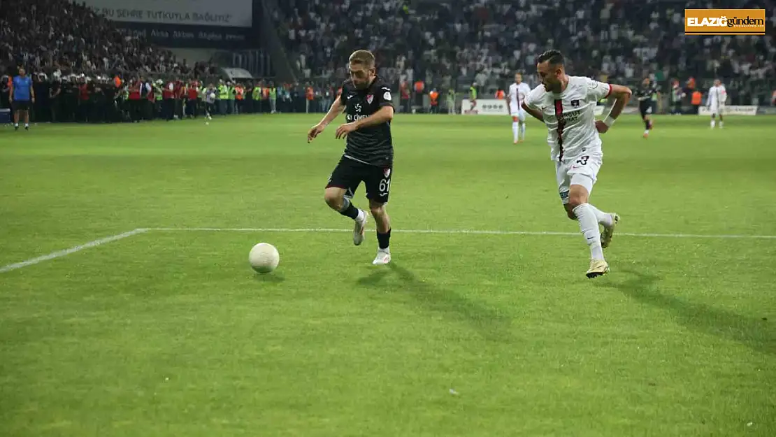 Elazığspor - Vanspor FK maçı tatil edildi