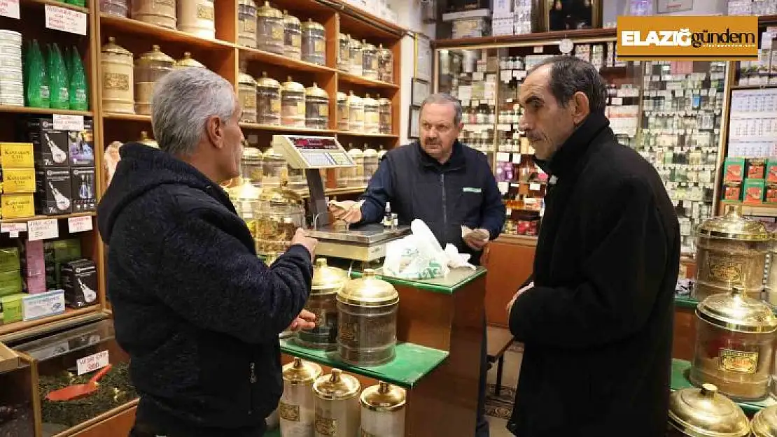 Geçmeyen girip  ve nezle için vatandaşlar aktarcılara akın etti