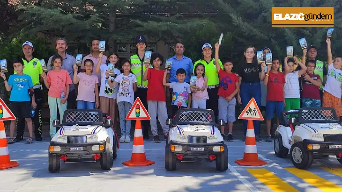 Jandarmadan öğrencilere trafik güvenliği eğitimi