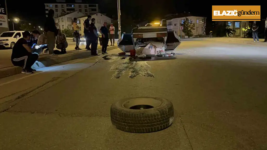 Kaldırıma çarpan otomobilin tekeri koptu, takla atıp ters yöne uçtu