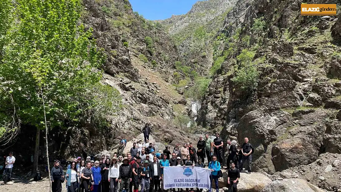 Karanlık Dere Kanyonu'nda doğa yürüyüşü düzenlendi