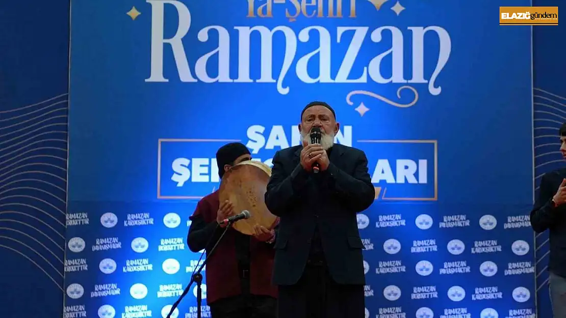 Ramazan etkinliklerinde tasavvuf müziği sanatçısı Turgut Kırgıl sahne aldı