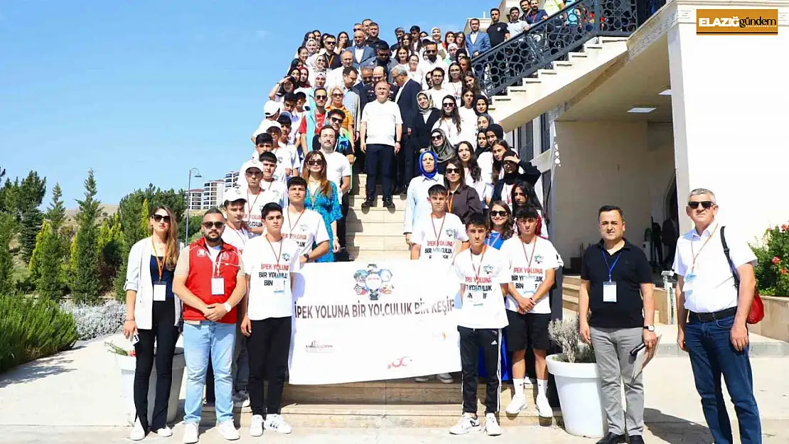 Vali Hatipoğlu, öğrencilerle bir araya geldi