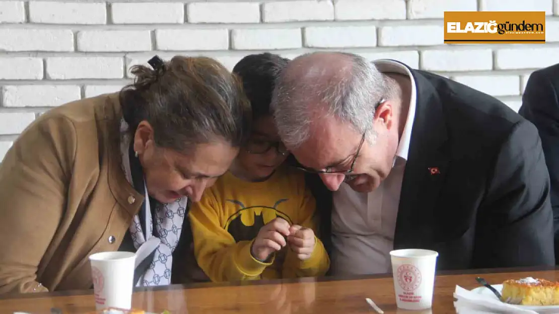 Vali Toraman, depremzedelerle bir araya geldi
