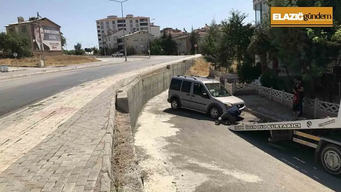 Yine aynı yer yine kaza: Korkudan evlerinin önünde oturamıyorlar