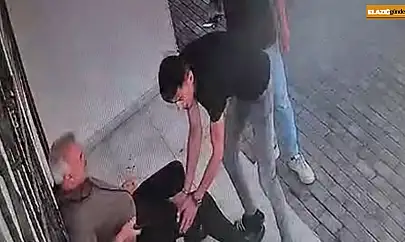 Elazığ'da muhtara silahlı saldırı anı kamerada