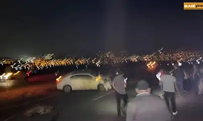 Otomobil koyun sürüsüne daldı: 15 koyun telef oldu