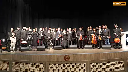 FÜ'de akademisyenler korosu sergilendi