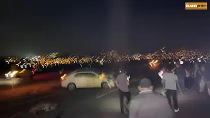 Otomobil koyun sürüsüne daldı: 15 koyun telef oldu