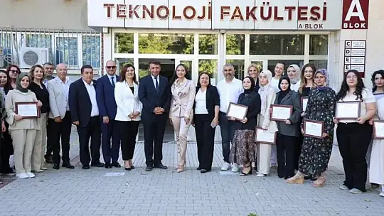 'Dijital Ekonomide Kadının Güçlenmesi, Elazığ 4.0' programının ilk dönemi tamamlandı