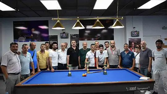 3 Bant Bilardo Bölge Şampiyonası Elazığ'da düzenlendi
