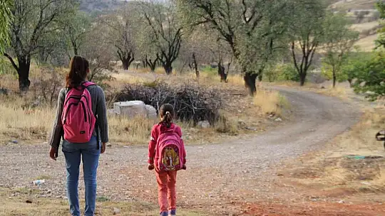 3 kilometrelik fark bir kızın eğitim hayatına mal oldu
