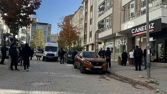 85 yaşındaki adam 4'üncü kattan düşerek öldü