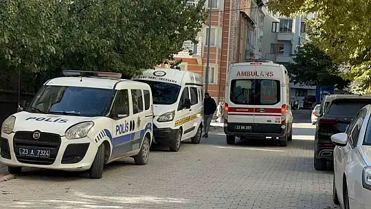 85 yaşındaki adam 4'üncü kattan düşerek öldü