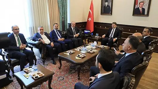 Adalet Bakanı Tunç, 'Deprem sonrasında tespit davaları ve diğer davalarla ilgili ihtiyacı karşılayabilecek 131 yeni mahkeme kurulmasını sağladık'