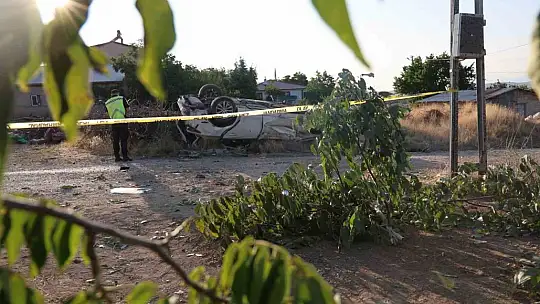 Ağaçları kırıp tarlaya uçtu, tekerleği ise 50 metre uzaklıktaki bahçeye fırladı