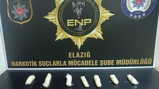 Aracın marşpiyeline zulalanmış uyuşturucu ele geçirildi: 4 tutuklama