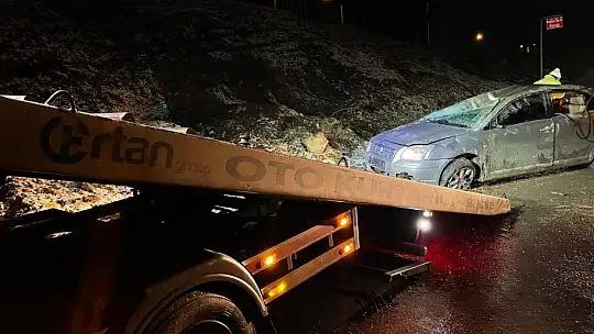 Otomobil şarampole uçtu: 1 ölü, 3 yaralı