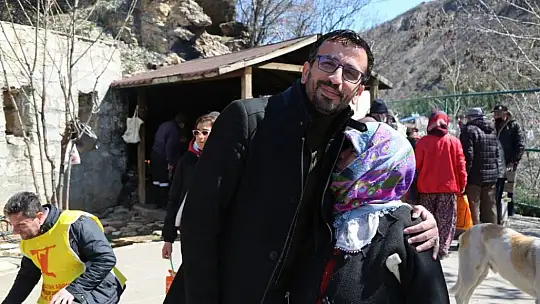 Tunceli'de vatandaşlar 'Kara Çarşamba' için bir araya geldi