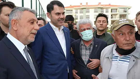 Bakan Kurum Abdullahpaşa'da toplu iftar programına katıldı