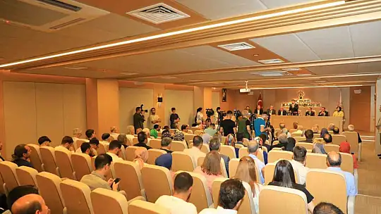 Bakan Tunç: 'Son yüzyılın 21 yılına AK Parti ve Recep Tayyip Erdoğan damgasını vurdu'