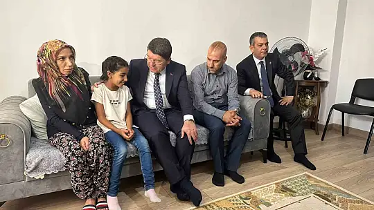 Bakan Tunç ile Miray arasında gülümseten 'Cumhurbaşkanı' diyaloğu