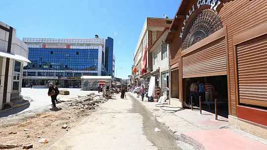 Başkan Şerifoğulları: 'Göreve geldiğimiz günden itibaren Kapalı Çarşı ve çevresinde hummalı bir çalışma başlattık'