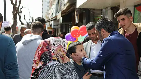 Başkan Şerifoğulları esnaf ve vatandaşlarla bir araya geldi