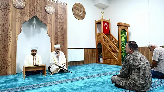Bingöl'de 12 yıl önce şehit edilen polis memurları için mevlit okutuldu