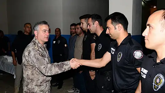 Bingöl'de 12 yıl önce şehit edilen polis memurları için mevlit okutuldu
