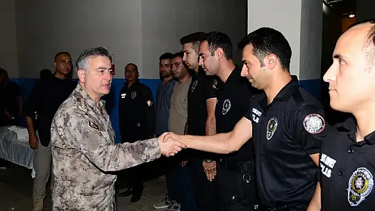 Bingöl'de 12 yıl önce şehit edilen polis memurları için mevlit okutuldu