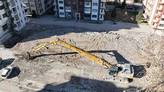 Bu maaşı duyan makas operatörlüğü için sıraya girecek: Aylık 300 bin lira