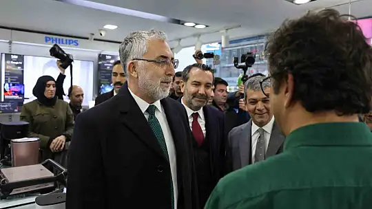Çalışma ve Sosyal Güvenlik Bakanı Işıkhan esnafla bir araya geldi