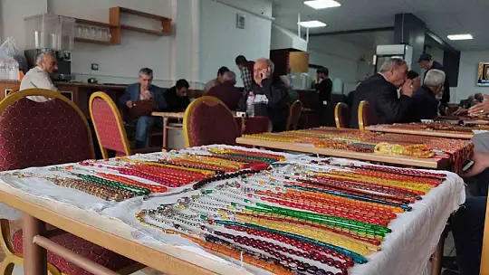 Çay ocağında sergilenip 81 ile gönderiliyor