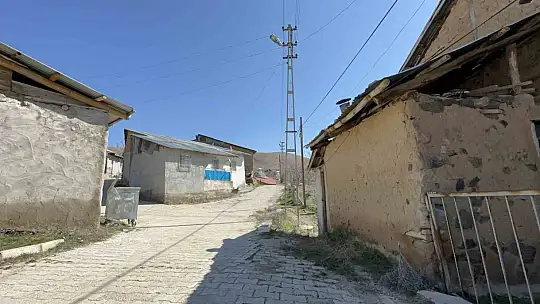 Cemil Bayık'ın seçmen listesinde yer alması ilçe halkını rahatsız etti