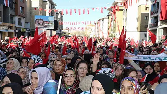 Cumhurbaşkanı Erdoğan, Elazığ'da depremzedelere seslendi