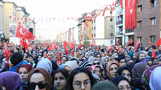 Cumhurbaşkanı Erdoğan, Elazığ'da depremzedelere seslendi