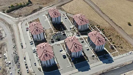 Cumhurbaşkanı Erdoğan'ın katılımıyla Elazığ'da 569 deprem konutunun kurası çekildi