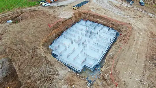 Cumhurbaşkanı tarafından Elazığ'da temelleri atılan TOKİ konutlarında çalışmalar sürüyor