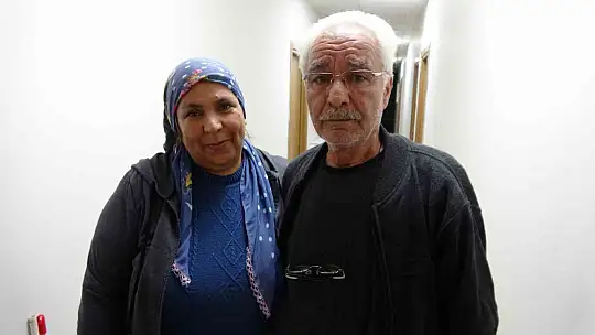 Depremde hayatını kaybeden öğrencilerinden bu bayram mesaj gelmedi, göz yaşlarına boğuldu