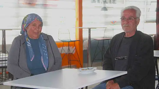 Depremde hayatını kaybeden öğrencilerinden bu bayram mesaj gelmedi, göz yaşlarına boğuldu