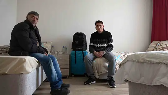 Depremde zihinsel engelli ağabeyini kurtardı, sözleri duygulandırdı